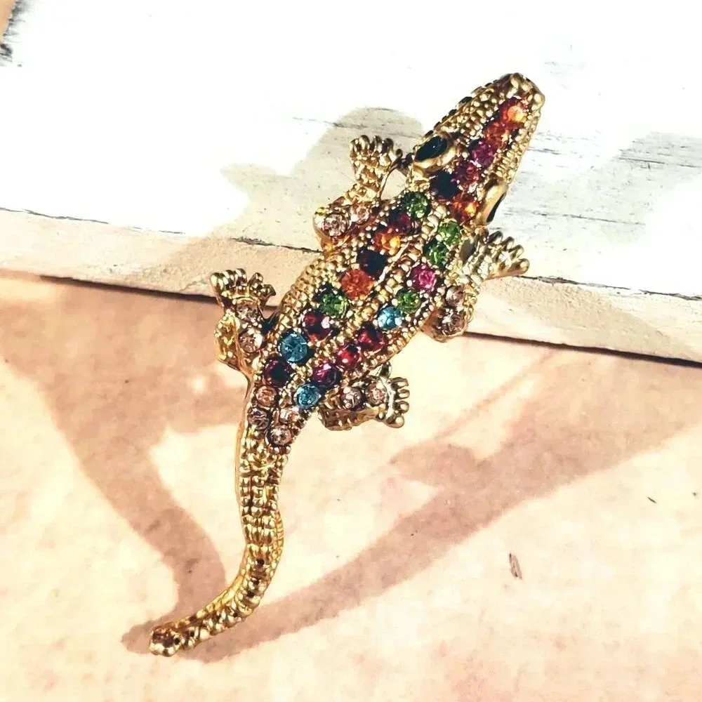 New Vintage 90s Y2K Multicolor Gold Crystal Gecko Lizard Brooch
